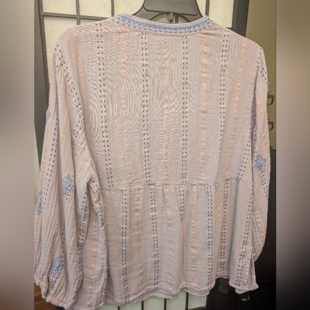 Embroidered J.Jill V-Neck Blouse - Blue and Lavender 🪻 - Picture 2 of 4